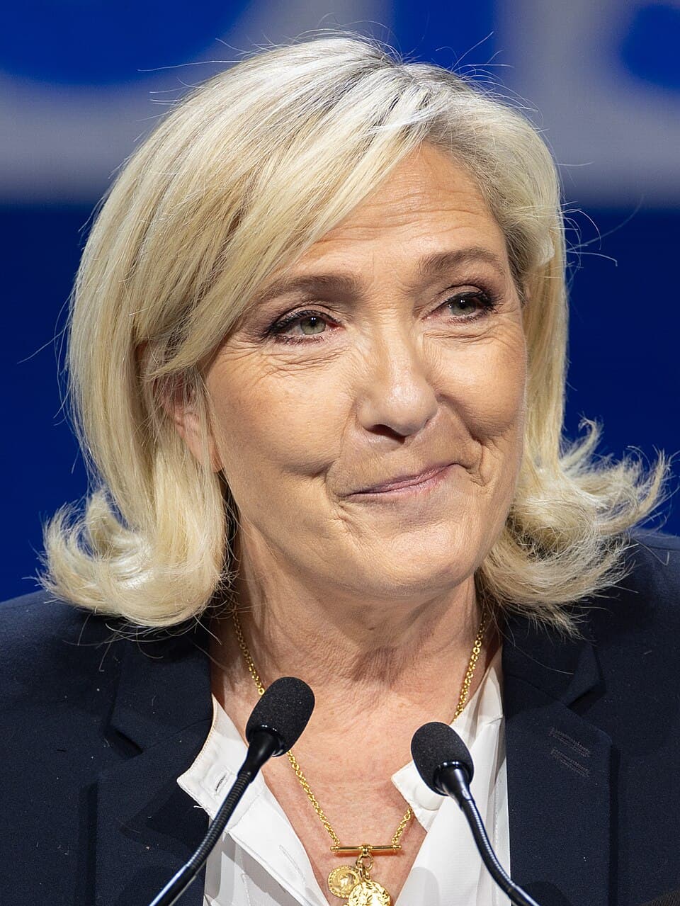 Vox España / Wikimedia Commons (CC0) Portrait de Marine Le Pen